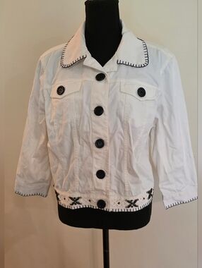 Ruby Rd. White Embroidered Jean Jacket (Size 12)